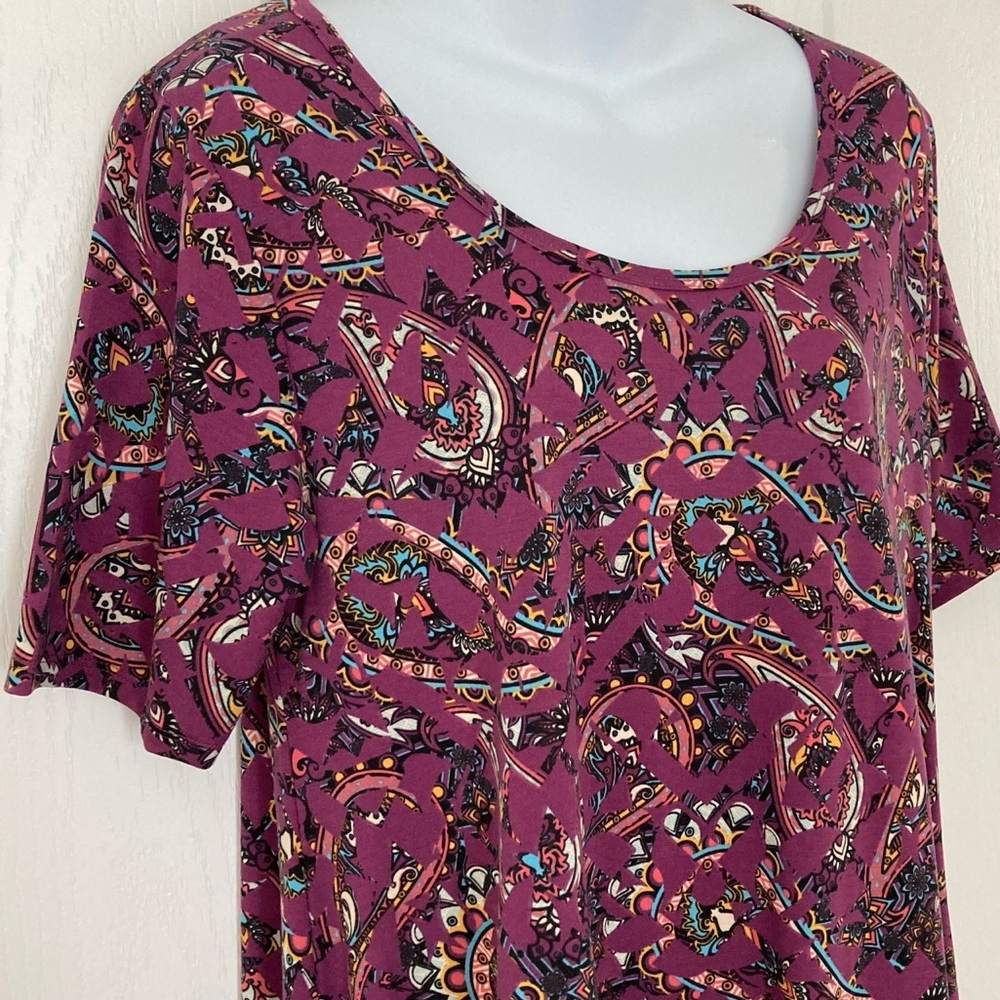 NWOT LuLaRoe Perfect T women’s size M paisley hippie boho